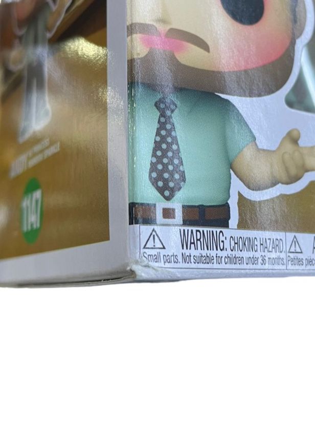 Funko Pop! Television Parks and Recreation Andy 1147 (Detalle)(R)