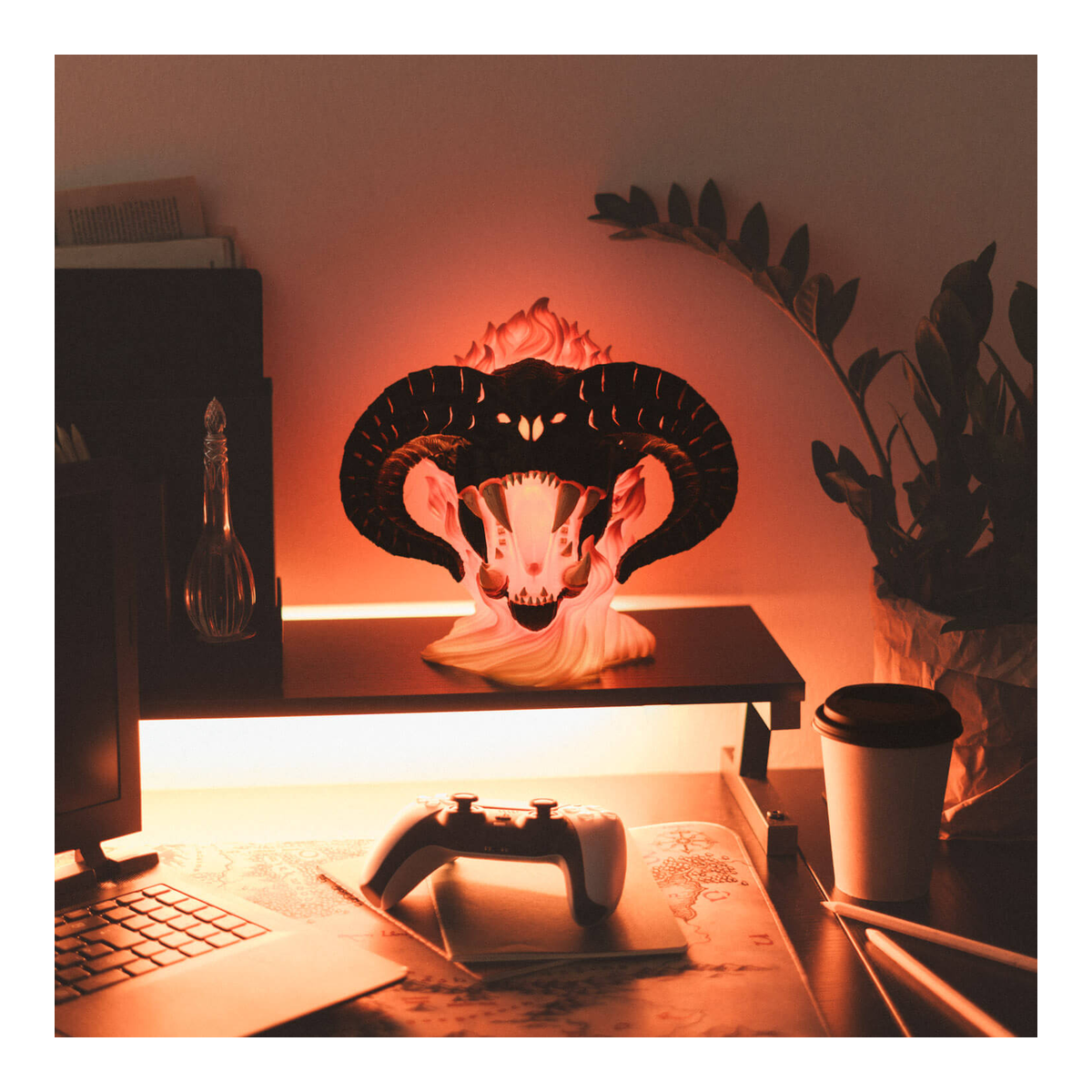 Lámpara figural Balrog – The Lord of the Rings – vista sobre lienzo blanco 1200 × 1200